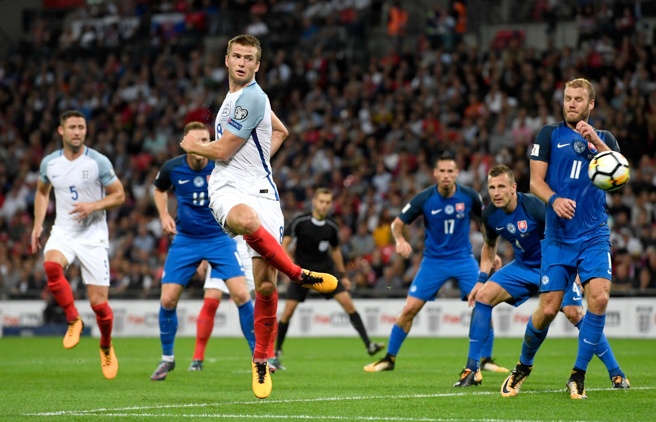 亮眼表现 亮眼表现