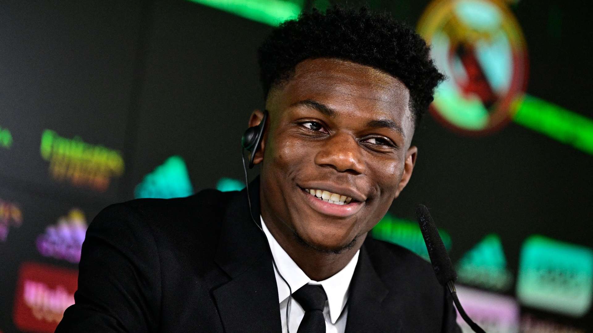 每场比赛都 每场比赛都